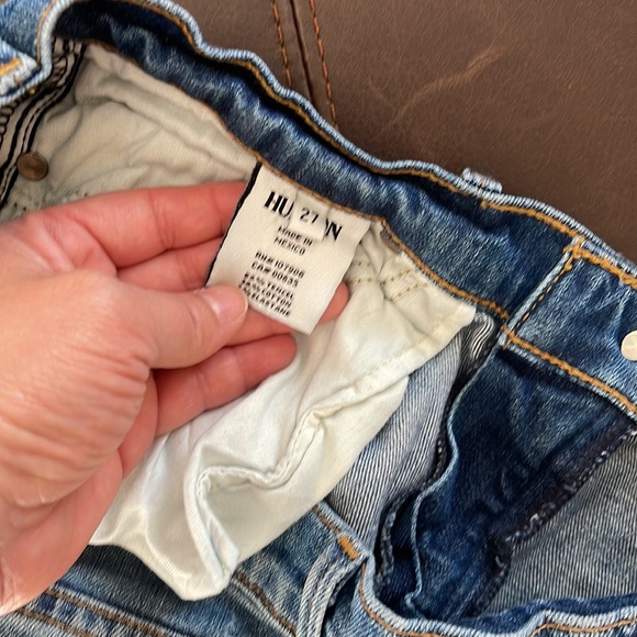 Hudson distressed jean shorts size 27 - Picture 4 of 7